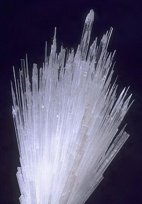 Mineral-skoletsit..jpg